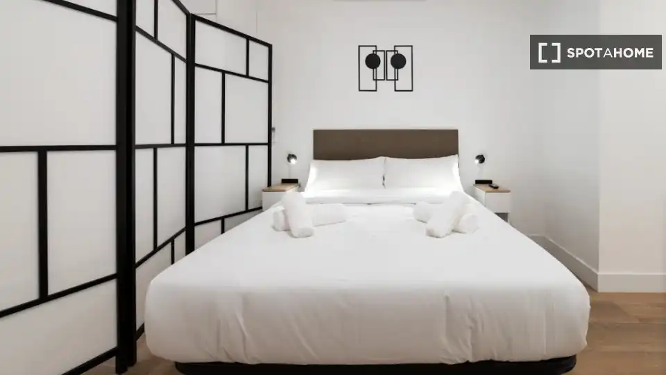 Habitación de Piso de alquiler en Madrid con Aire acondicionado, Calefacción y Amueblado