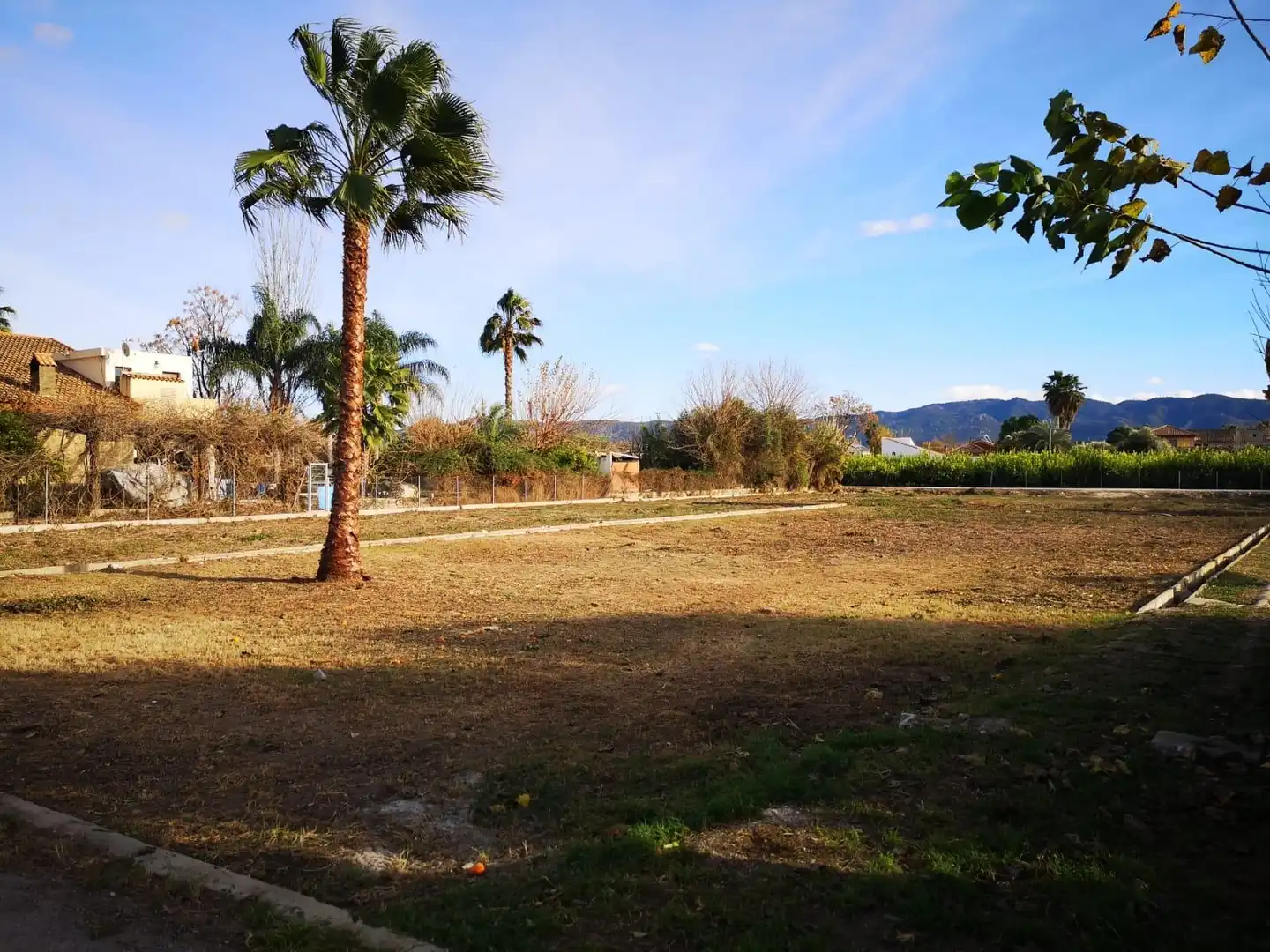 Terreny residencial en venda a Pedanías Oeste