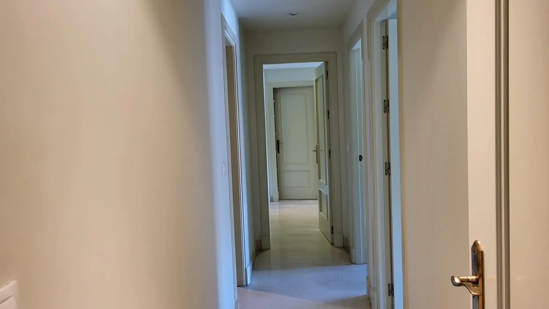 Apartamento con terraza en venta en Nueva Andalucía, imagen 12