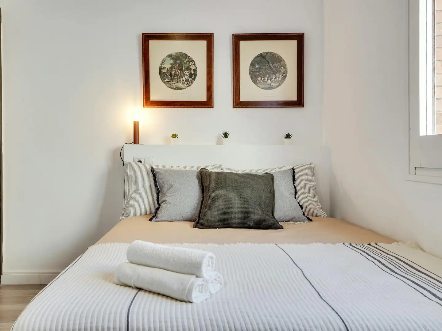 Schlafzimmer von Wohnung zur untervermieten in Barcelona mit Heizung, Privatgarten und Möbliert
