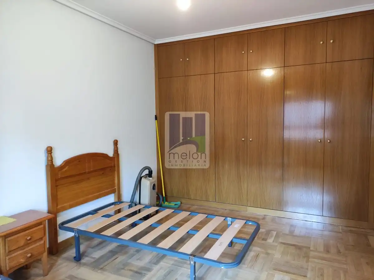 Dormitori de Pis en venda en Burgos amb Traster