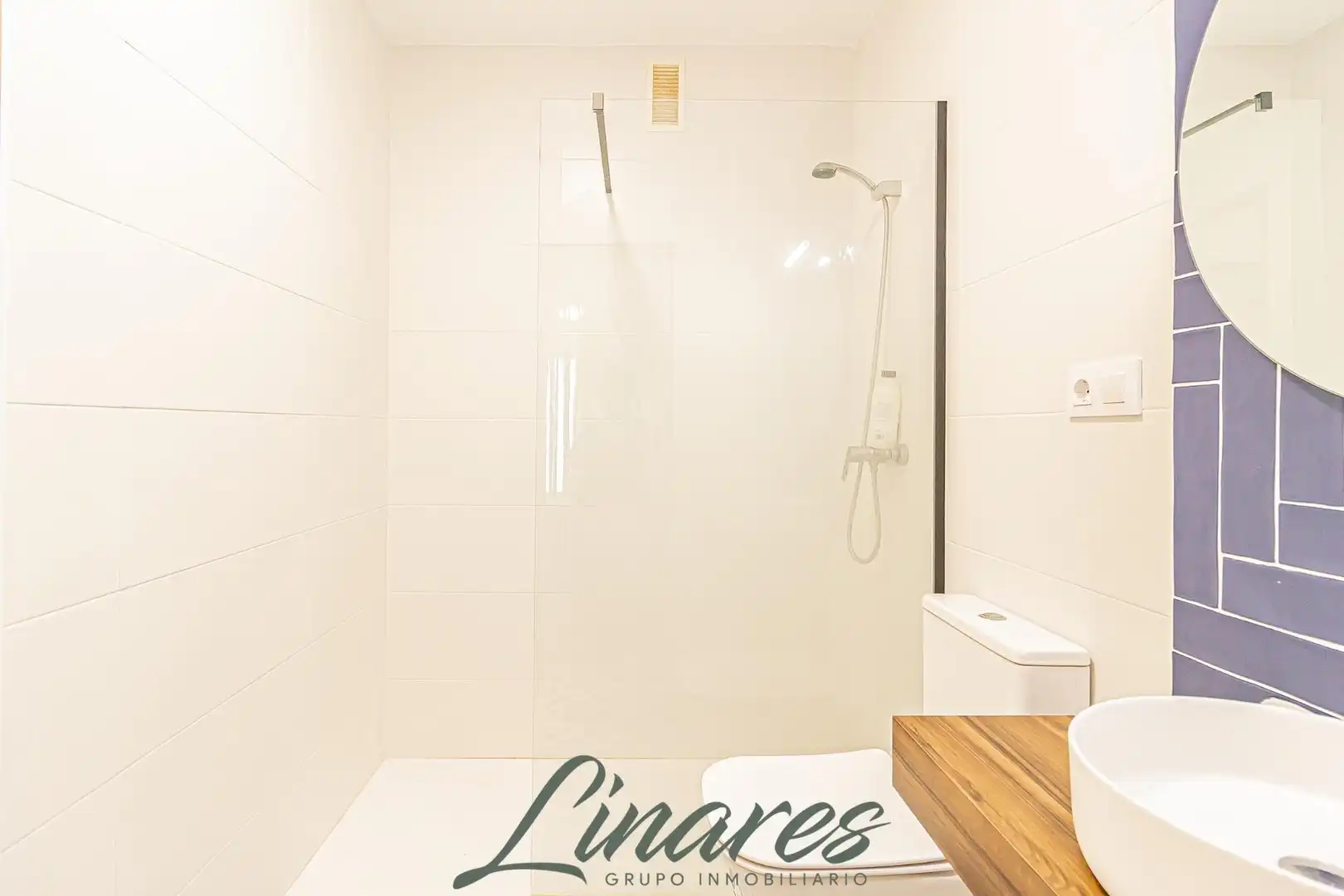 Bany de Apartament en venda en La Manga del Mar Menor amb Terrassa