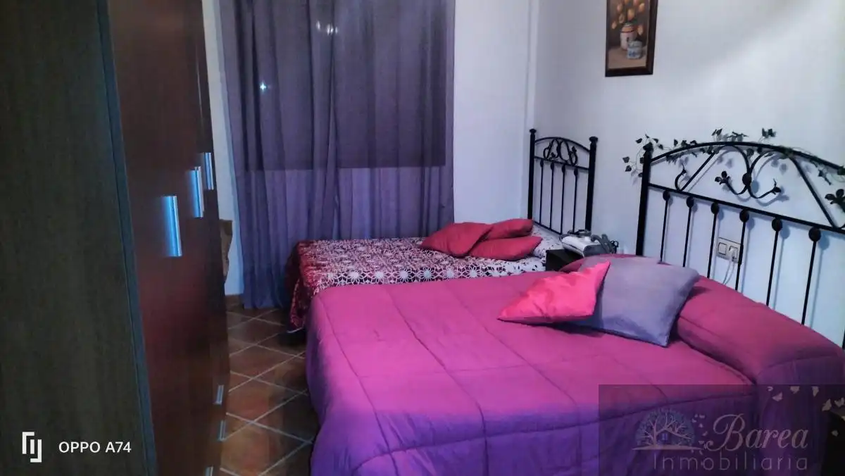 Dormitori de Casa o xalet en venda en Iznájar amb Piscina