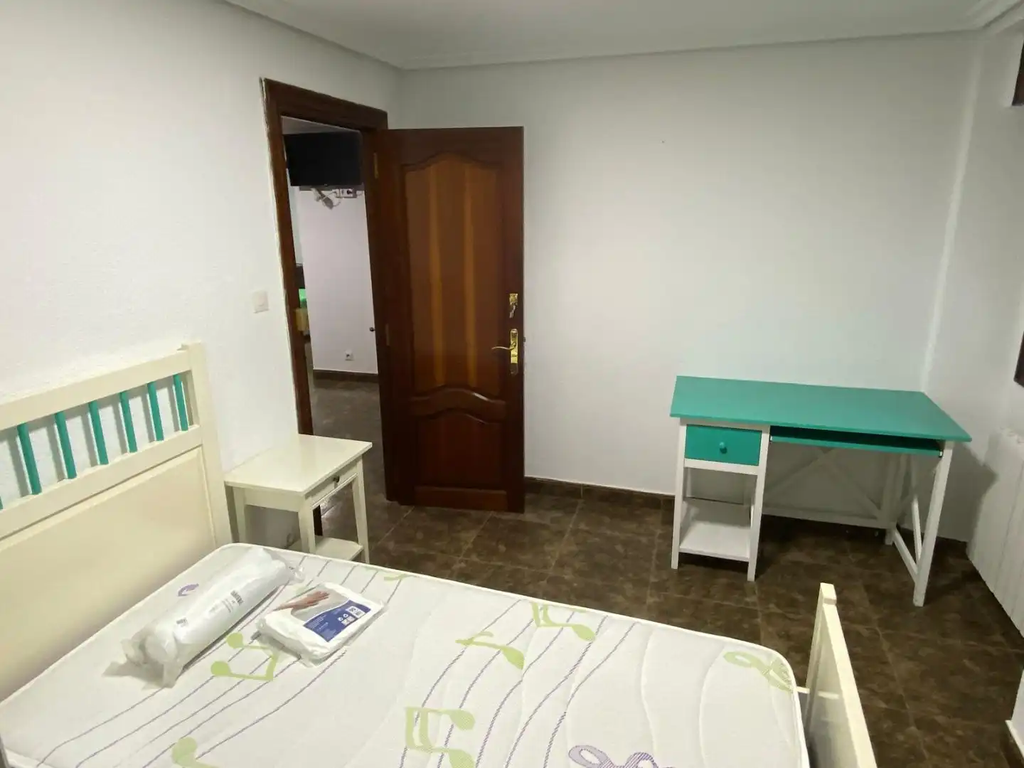 Dormitori de Casa o xalet de lloguer en Legutio amb Calefacció, Jardí privat i Parquet