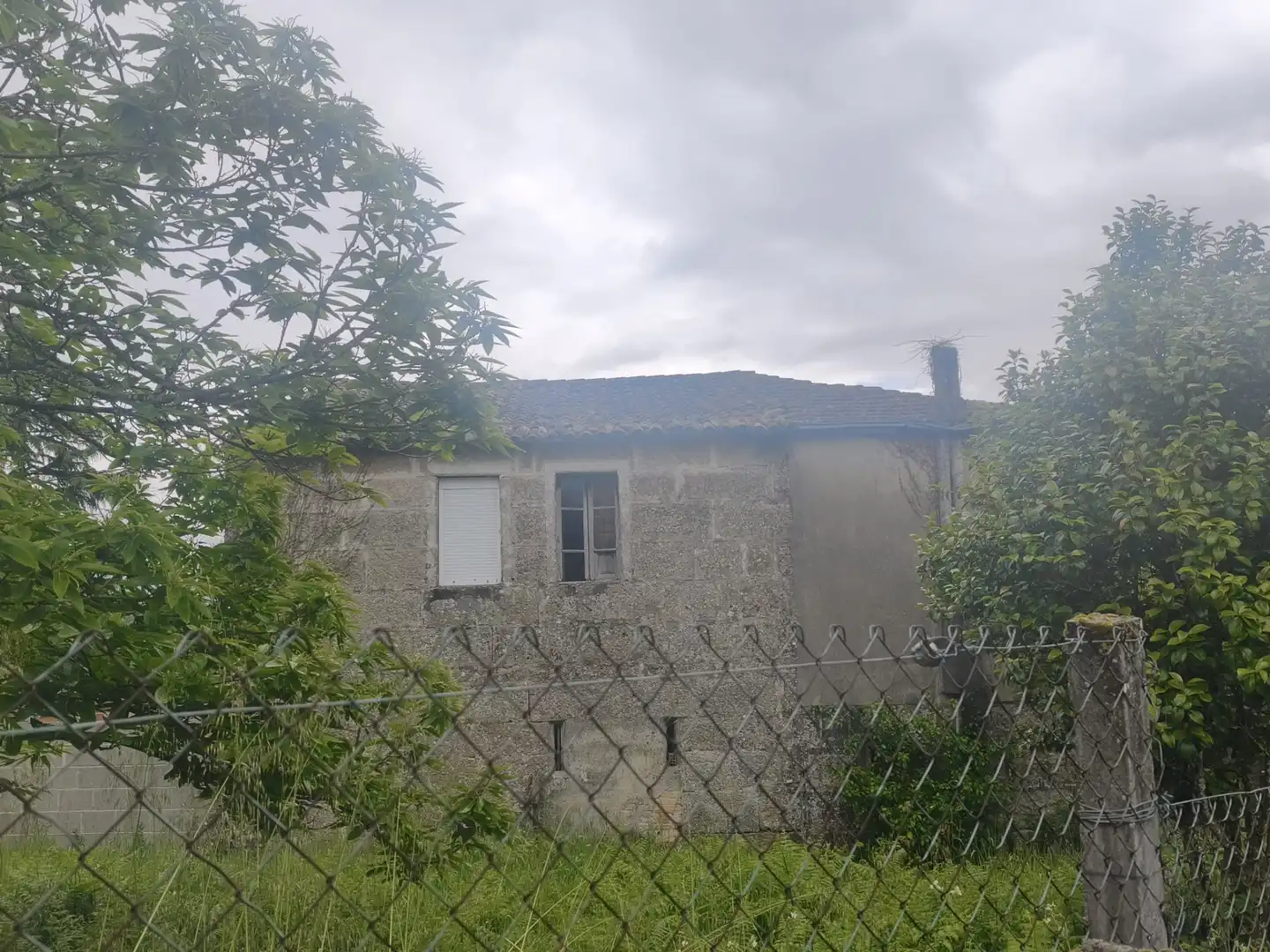 Haus oder Chalet zum Verkauf in Ourense Capital  mit Privatgarten und Balkon