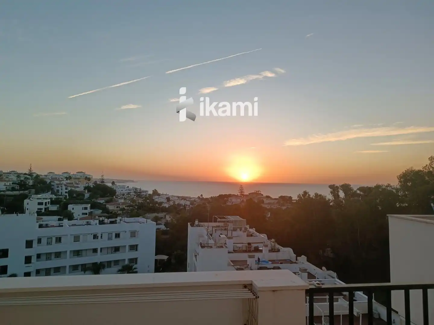 Vista exterior de Àtic en venda en Mijas amb Terrassa, Traster i Piscina