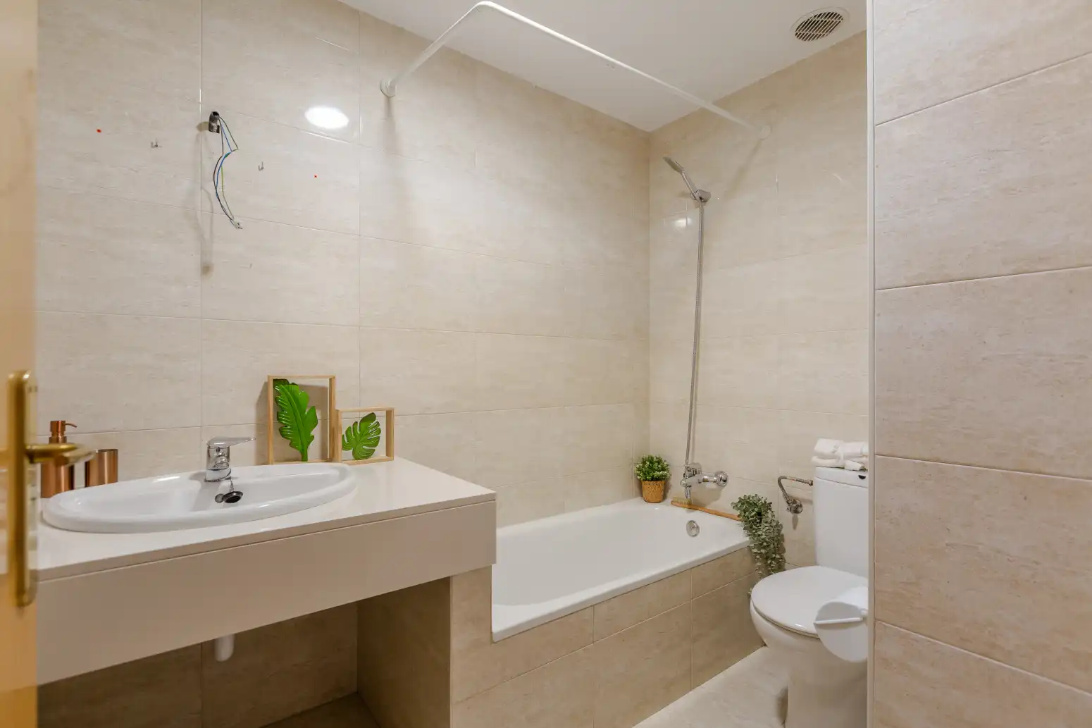 Piso con terraza en venta en Nuevo artica - LEONOR DE AQUITANIA 18, imagen 23