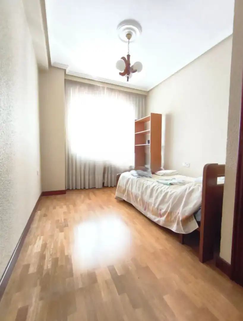 Bedroom of Flat for sale in Salamanca  with Heating and Parquet flooring
