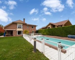 Swimming pool of House or chalet for sale in Egüés  with Terrace and Swimming Pool