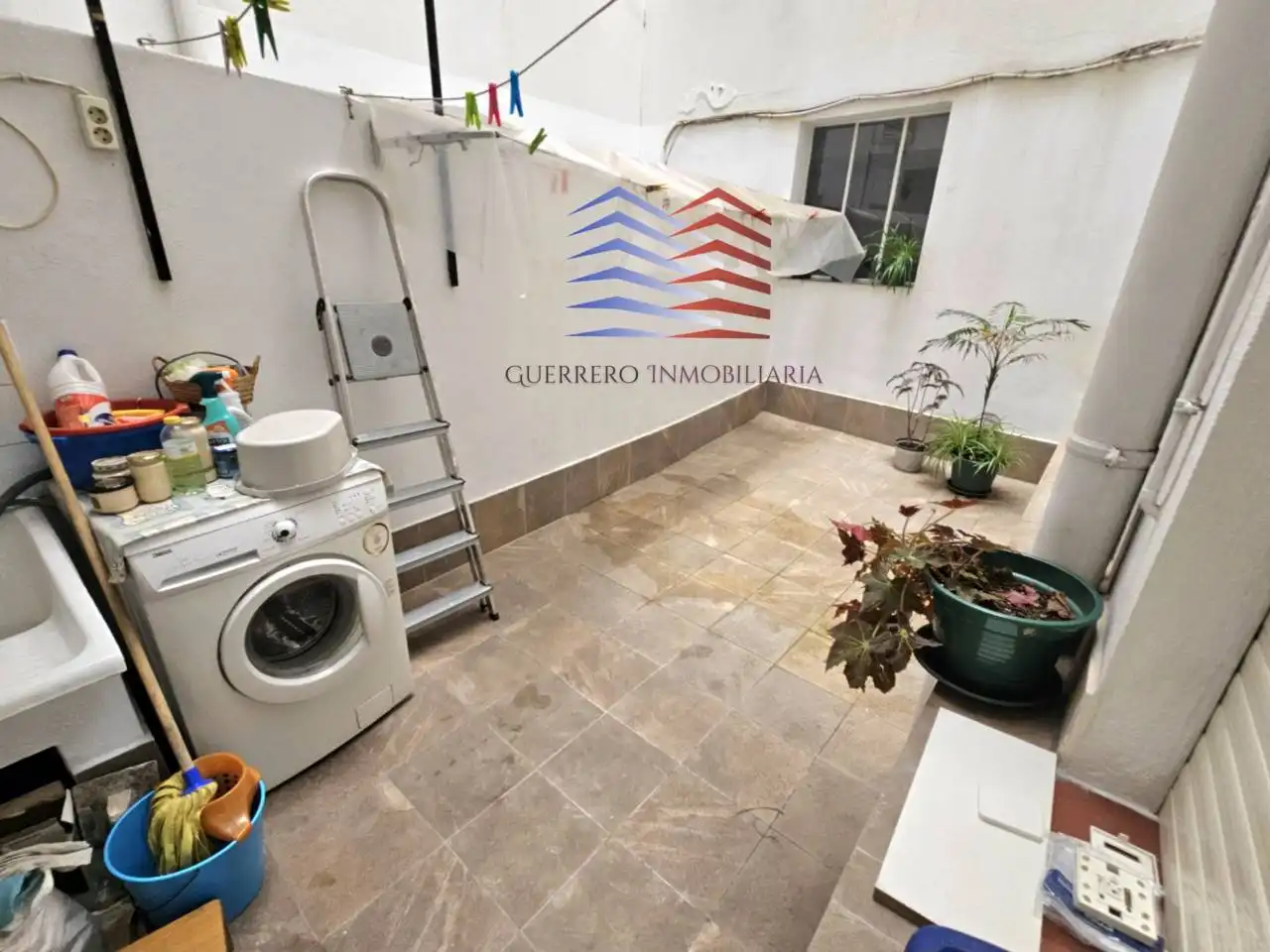 Jardí de Apartament de lloguer en Ourense Capital  amb Calefacció, Terrassa i Traster