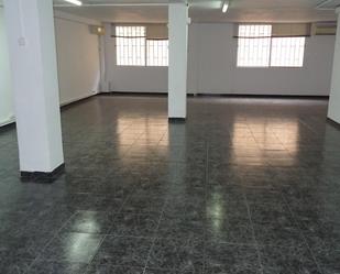 Premises to rent in  Córdoba Capital  with Air Conditioner