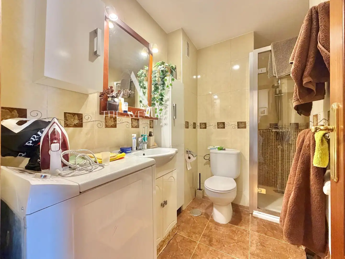 Badezimmer von Wohnung zum Verkauf in Madrid mit Klimaanlage und Heizung
