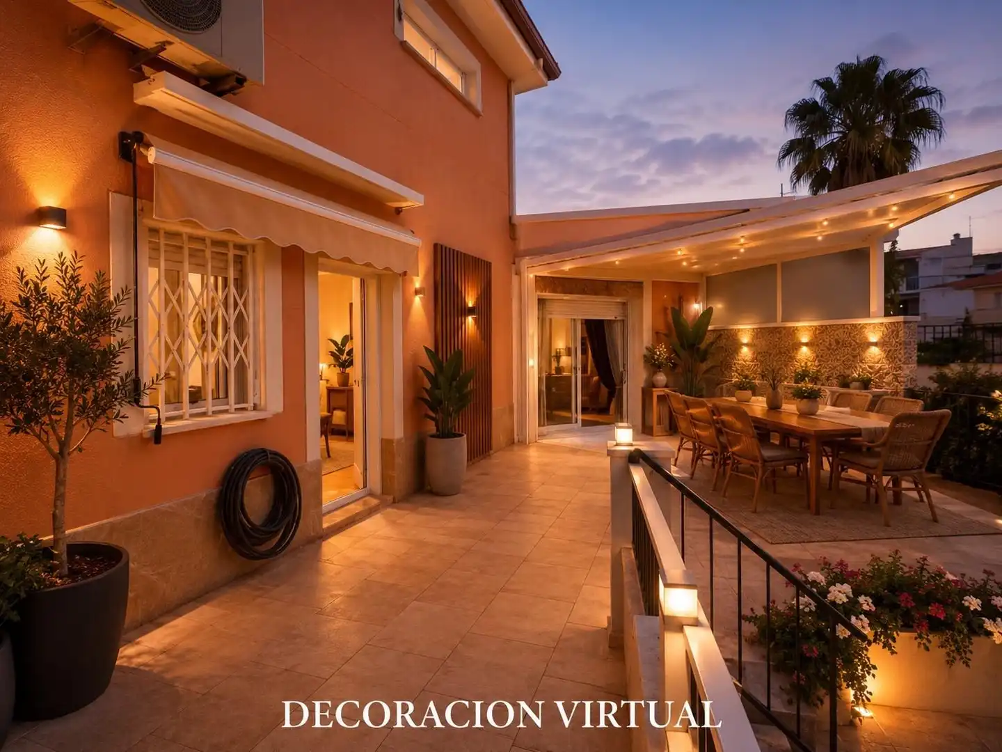 Terrasse von Einfamilien-Reihenhaus zum Verkauf in Oliva mit Klimaanlage, Heizung und Privatgarten