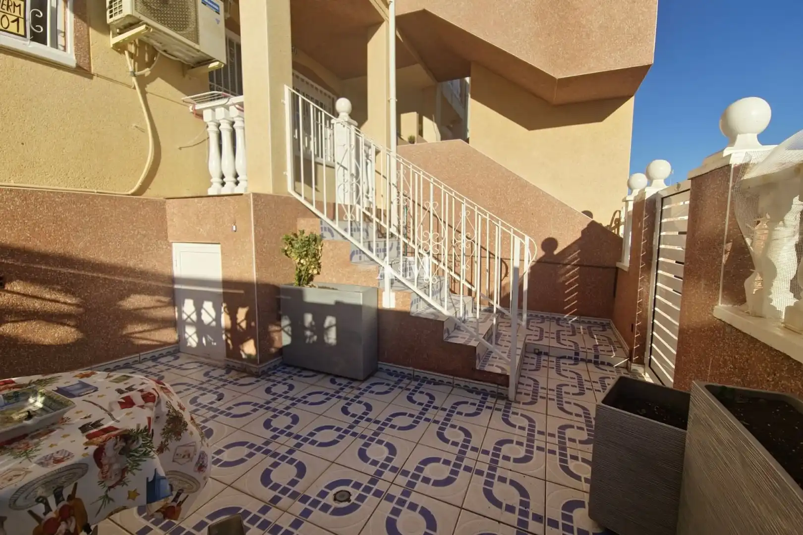 Terrassa de Planta baixa de lloguer en Orihuela amb Aire condicionat, Calefacció i Jardí privat