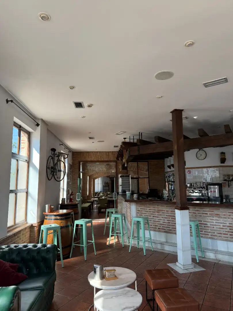 Edificio en venta en Malpica de Tajo con Alarma