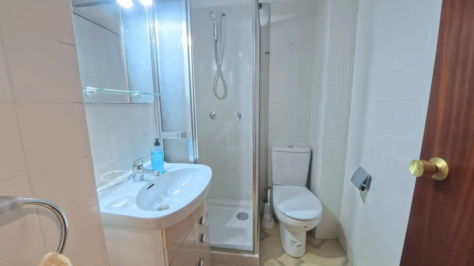 Baño de Piso en venta en  Logroño con Calefacción, Parquet y Amueblado