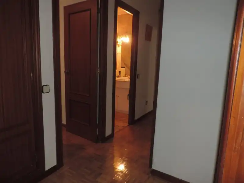 Piso en venta en Guadalajara con Calefacción, Parquet y Terraza