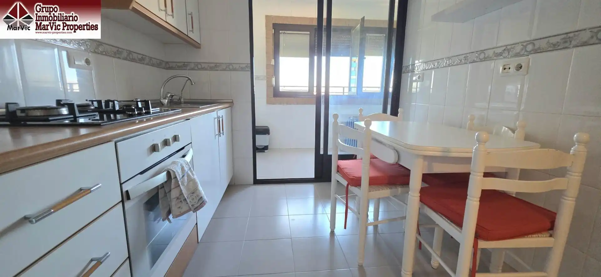 Kitchen of Flat for sale in Benidorm  with Terrace and Community pool