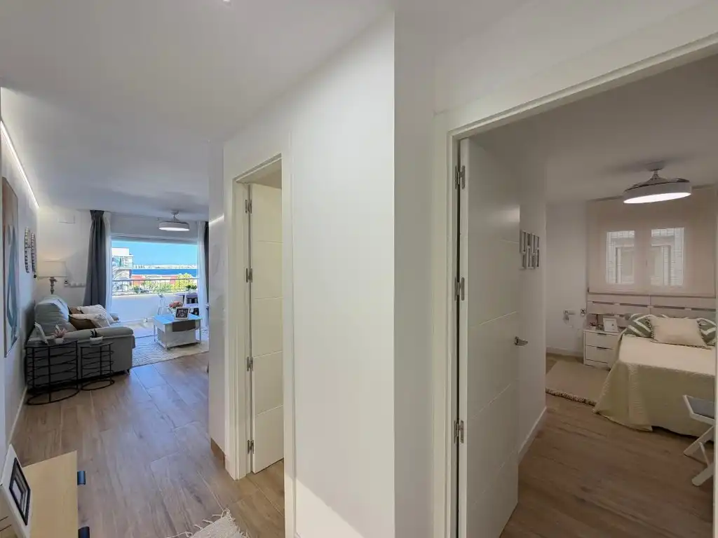 Apartament en venda en Torrevieja amb Aire condicionat, Jardí privat i Piscina
