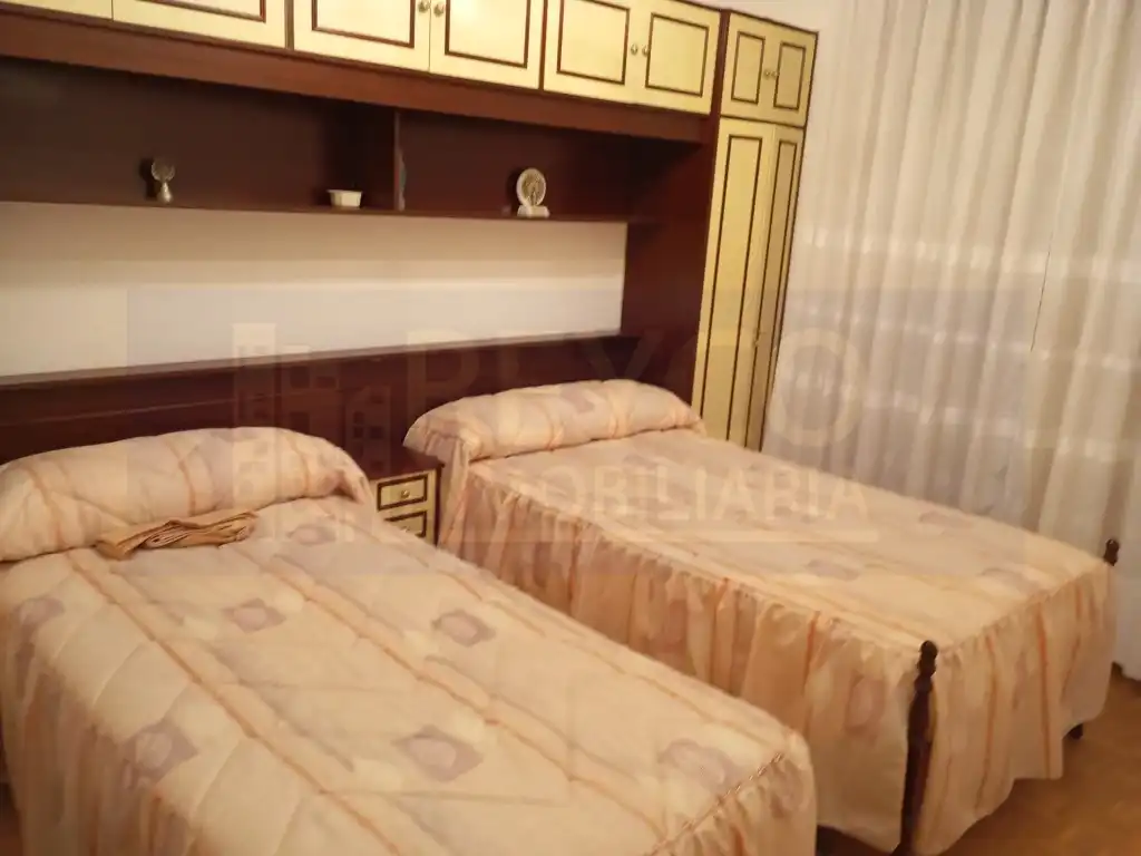 Habitación de Casa o chalet en venta en Uruñuela con Jardín privado y Balcón