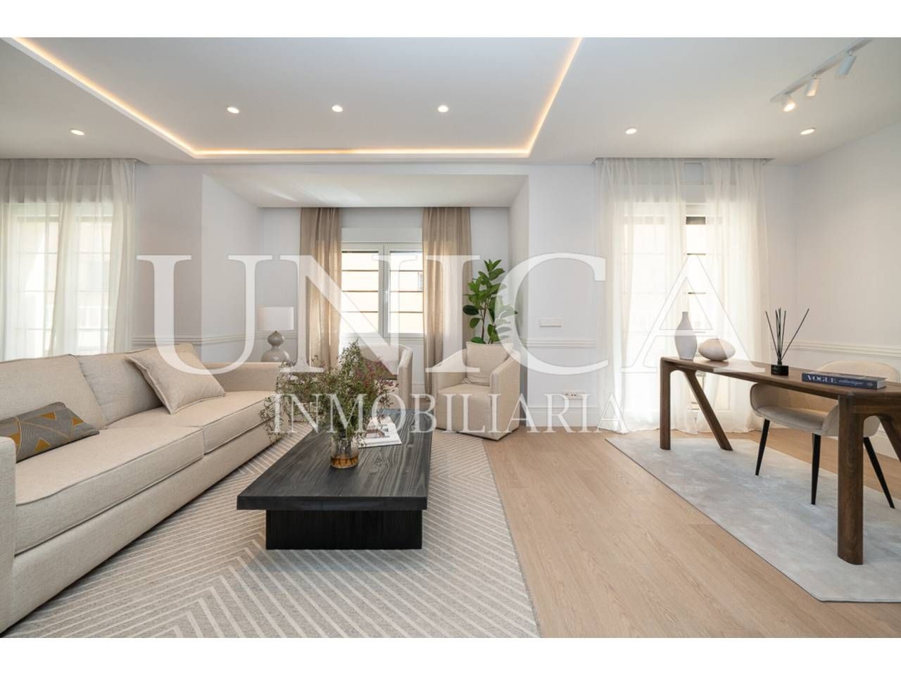 Living room of Flat for sale in  Madrid Capital  with Air Conditioner, Heating and Terrace