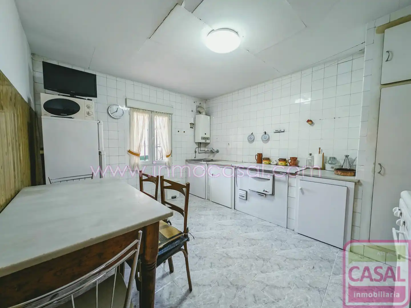 Cocina de Casa o chalet en venta en Aller con Calefacción, Terraza y Trastero