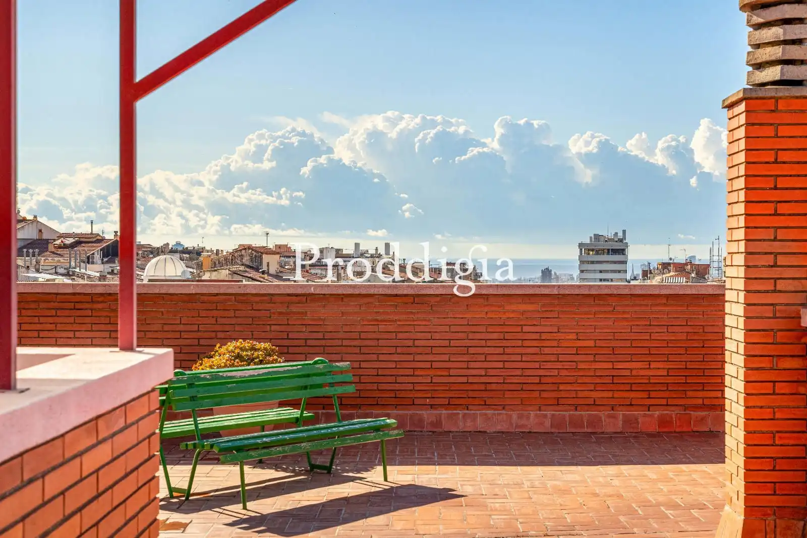 Terrasse von Wohnung zum Verkauf in Barcelona mit Heizung, Terrasse und Schwimmbad