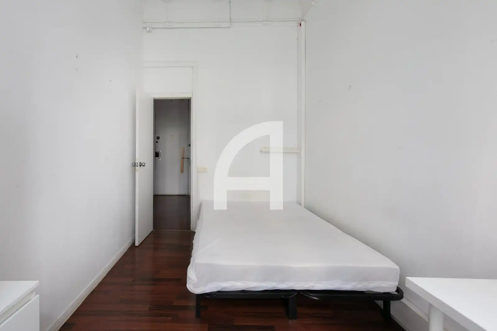Flat with terrace for sale in Balmes, imagen 5