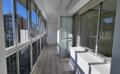 Balcony of Flat for sale in  Madrid Capital  with Air Conditioner, Heating and Terrace