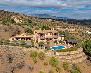 Vista exterior de Finca rústica en venda en Monda amb Aire condicionat, Jardí privat i Terrassa