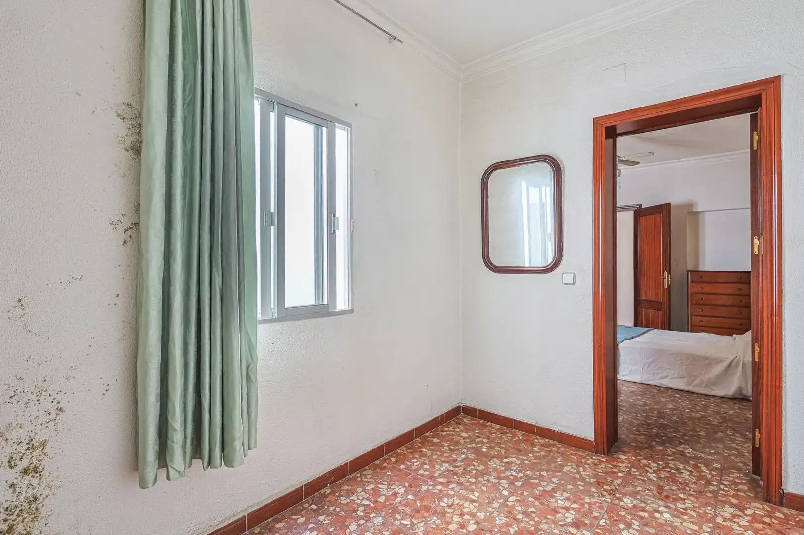 Dormitori de Casa o xalet en venda en Sevilla amb Moblat i Balcó