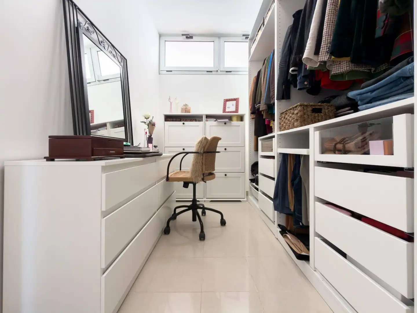 Dormitori de Apartament en venda en San Cristóbal de la Laguna amb Jardí privat, Terrassa i Piscina comunitària