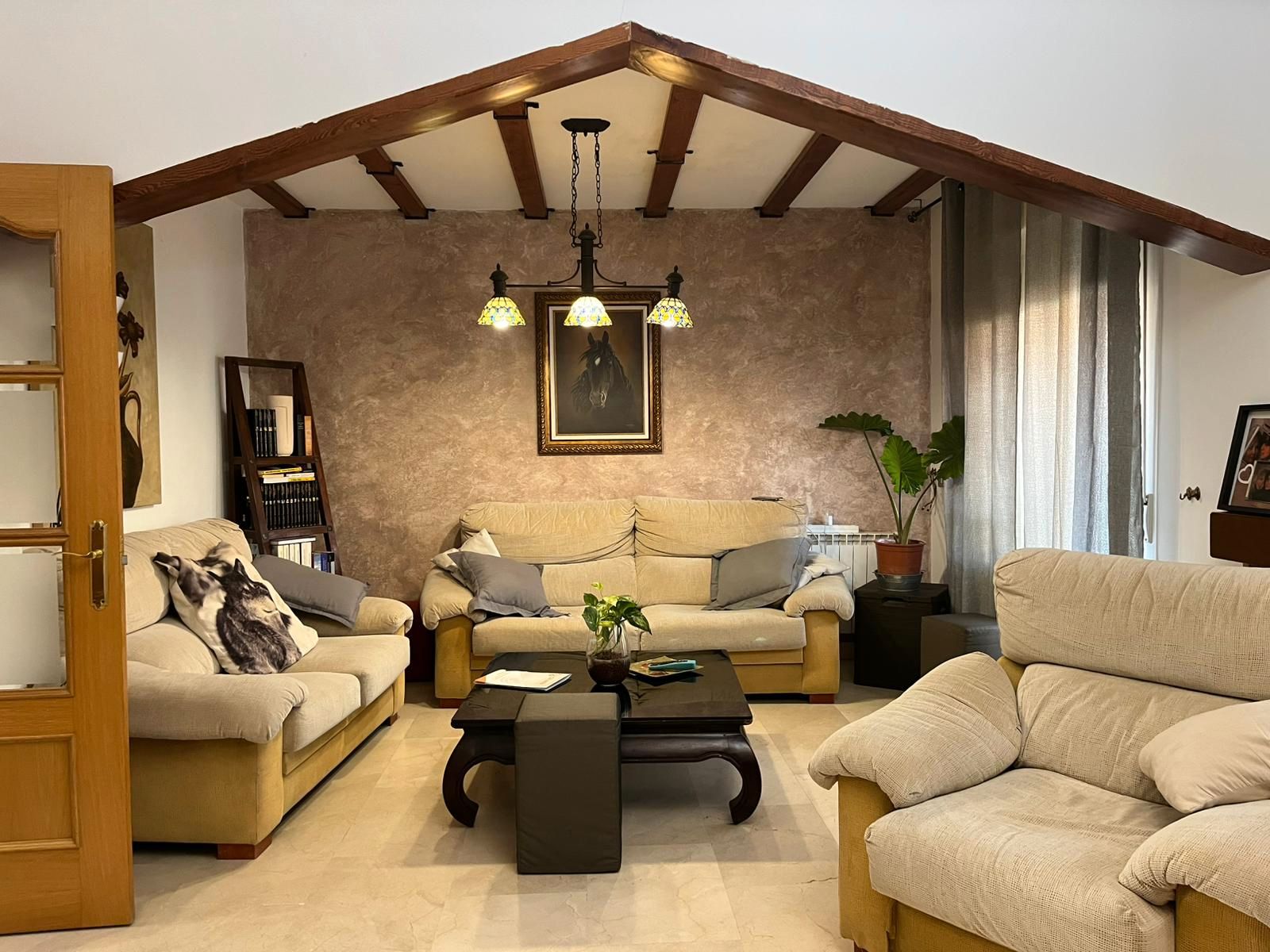 Sala d'estar de Casa o xalet en venda en Fuenlabrada amb Aire condicionat, Calefacció i Jardí privat