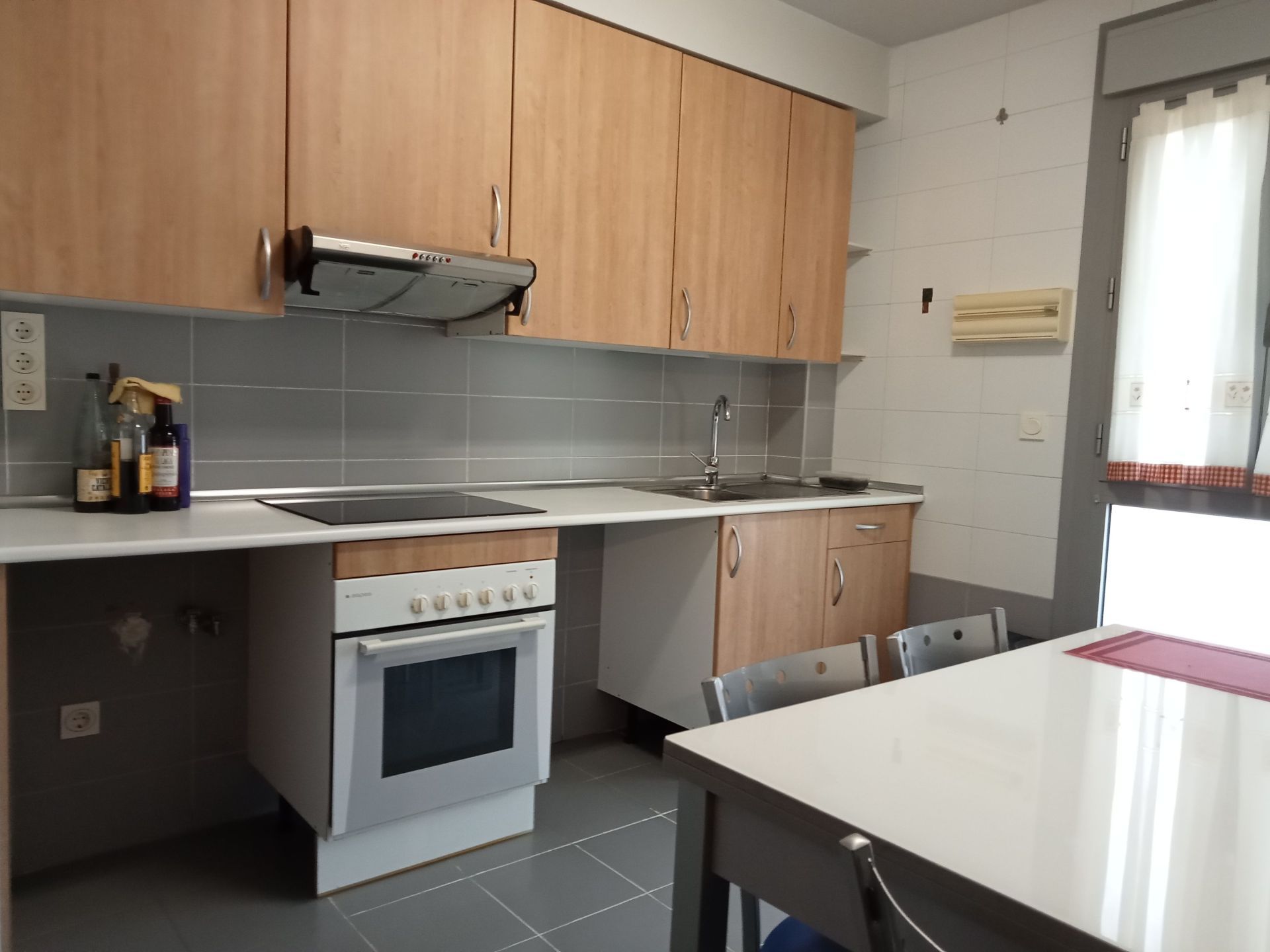 Cuina de Casa adosada en venda en San Miguel del Cinca amb Aire condicionat i Jardí privat