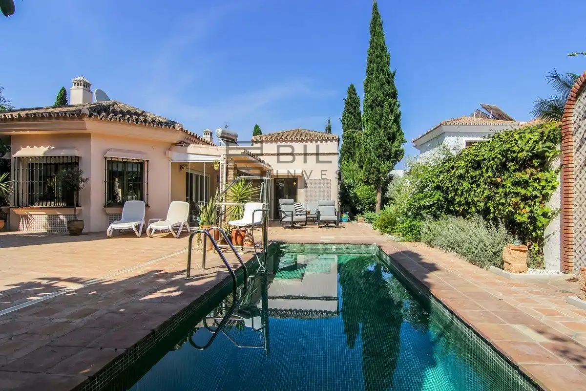 Vista exterior de Casa o chalet en venta en Mijas con Aire acondicionado, Terraza y Trastero