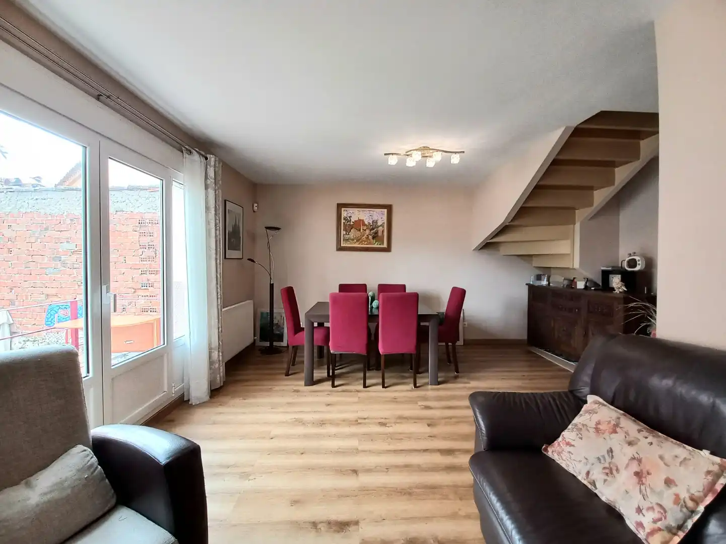 Menjador de Casa adosada en venda en Arcos amb Calefacció i Jardí privat