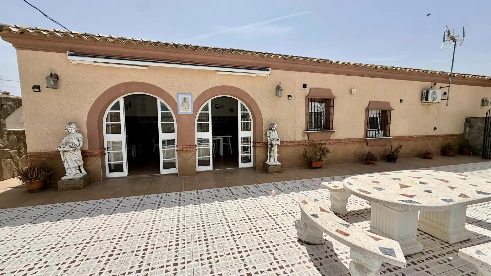 Casa o chalet en venta en Chiclana de la Frontera con Aire acondicionado, Calefacción y Jardín privado