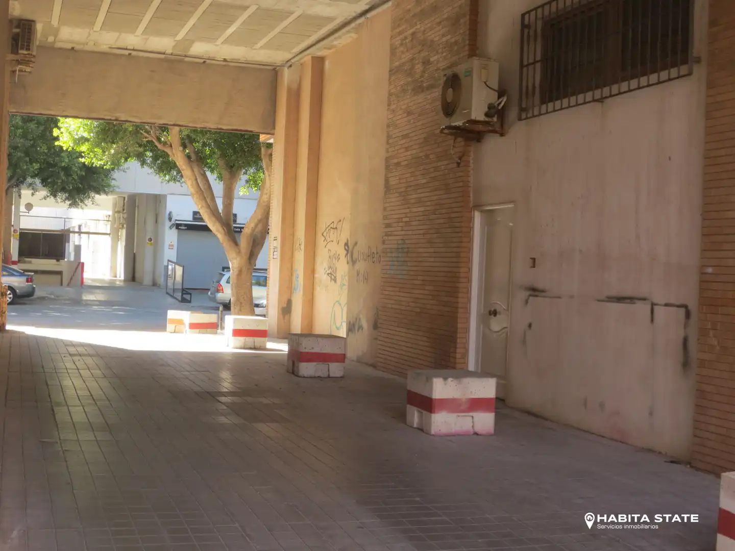 Aparcament de Garatge en venda en Almería