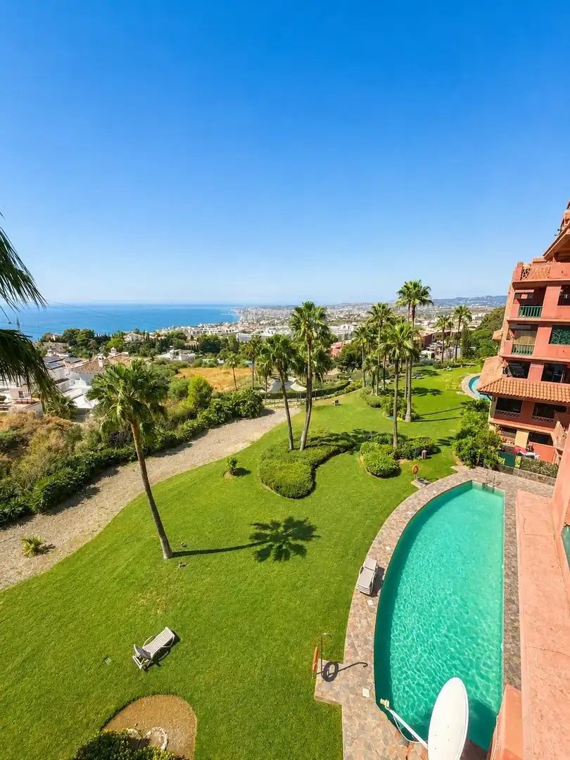 Vista exterior de Apartamento en venta en Benalmádena con Aire acondicionado, Jardín privado y Terraza