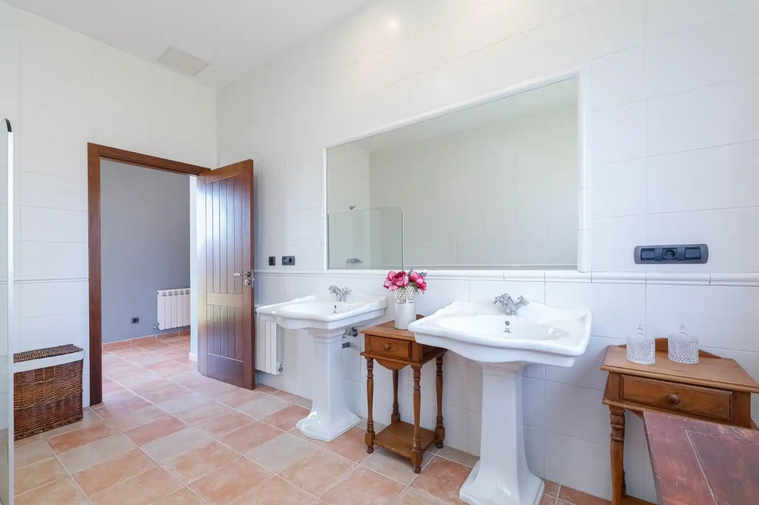 Bathroom of Houses for sale in Friol  with Heating, Private garden and Furnished