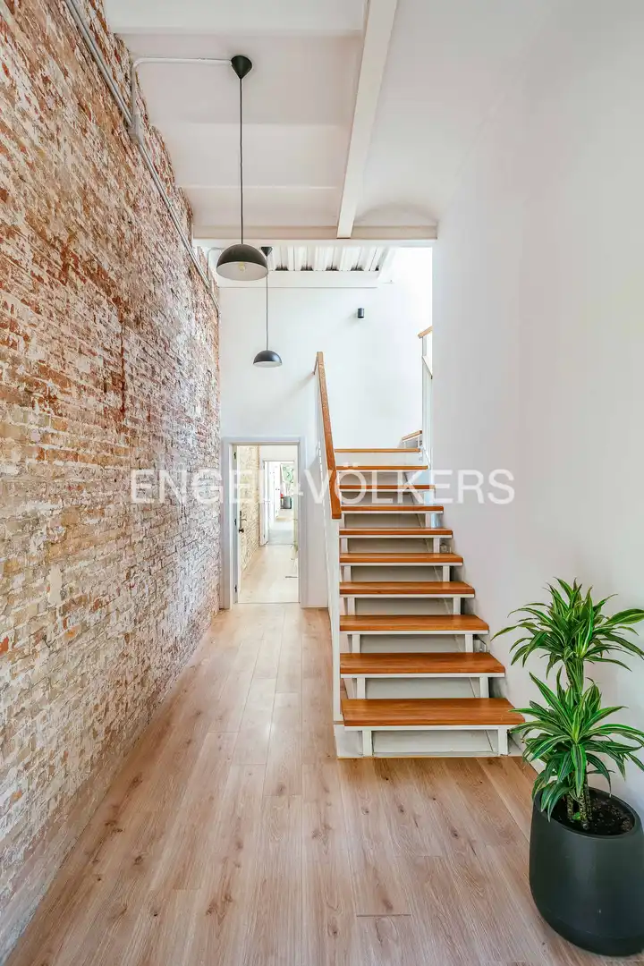 Piso en venta en Barcelona con Aire acondicionado, Calefacción y Terraza