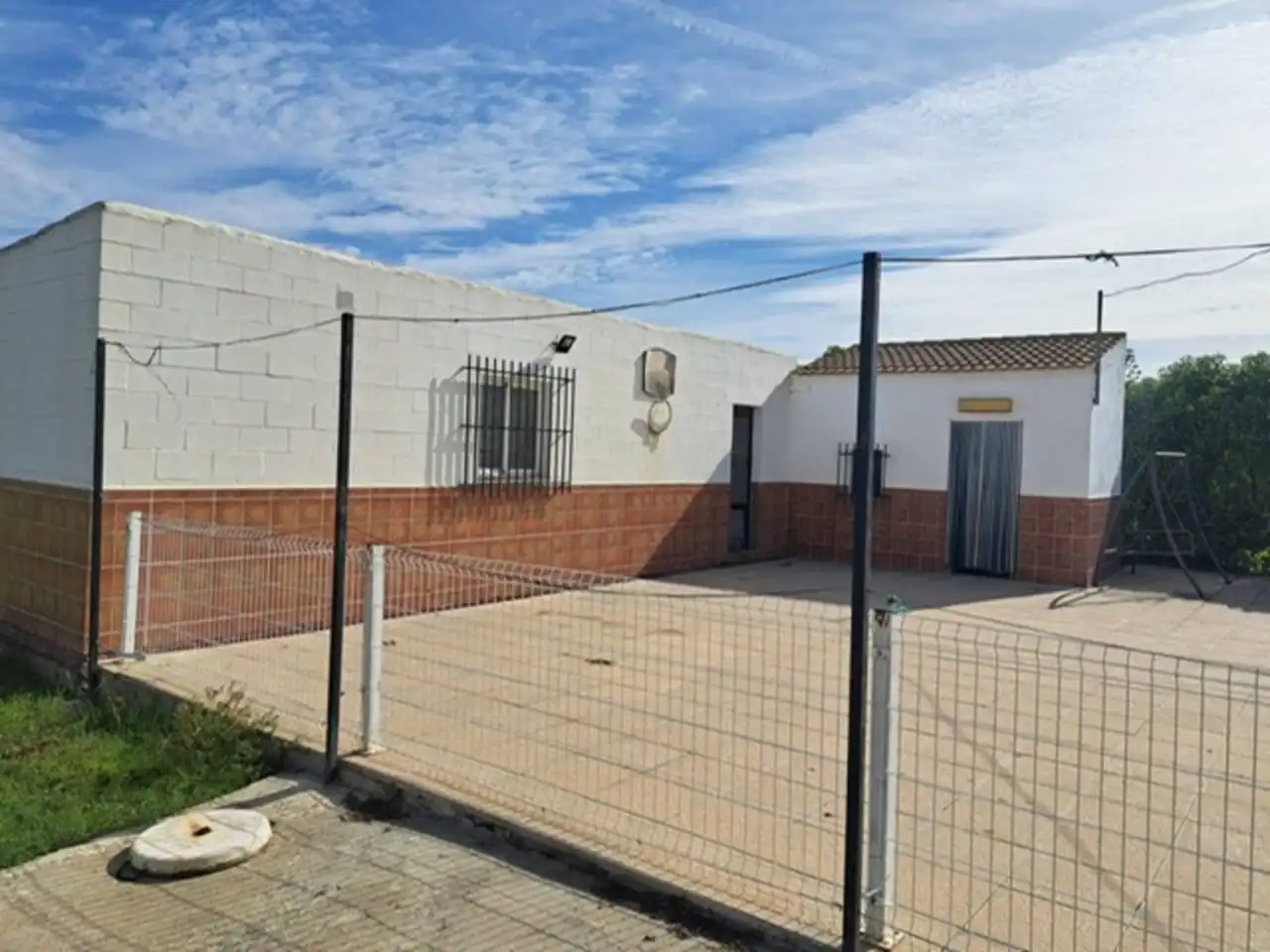 Vista exterior de Casa o chalet en venta en Carmona con Aire acondicionado, Calefacción y Jardín privado