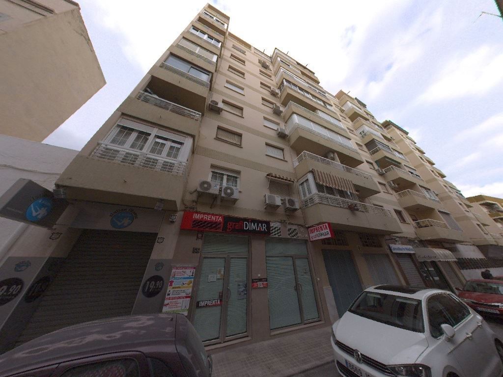 Vista exterior de Pis en venda en  Almería Capital amb Balcó