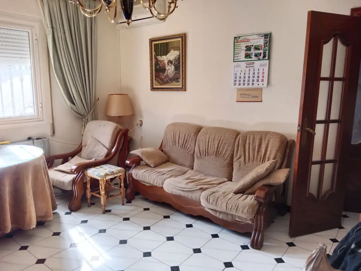 Wohnzimmer von Einfamilien-Reihenhaus zum Verkauf in Lahiguera mit Klimaanlage, Terrasse und Abstellraum
