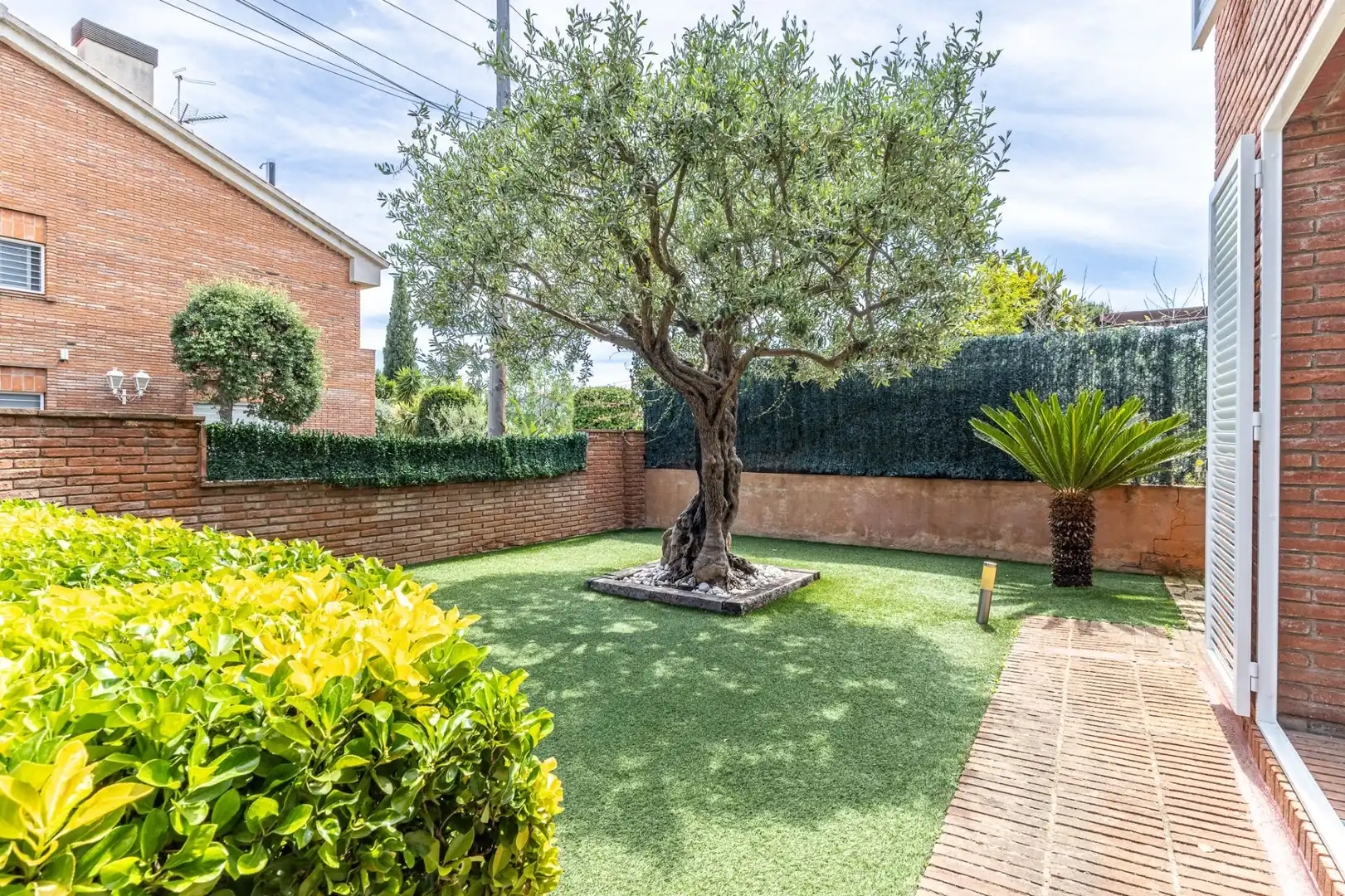 Jardí de Casa o xalet en venda en El Masnou amb Calefacció, Jardí privat i Terrassa