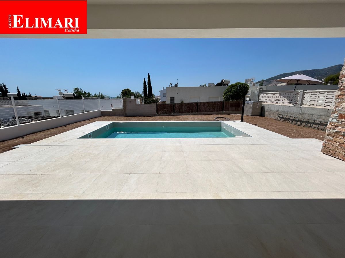 Swimming pool of House or chalet for sale in Alcanar  with Air Conditioner, Heating and Terrace