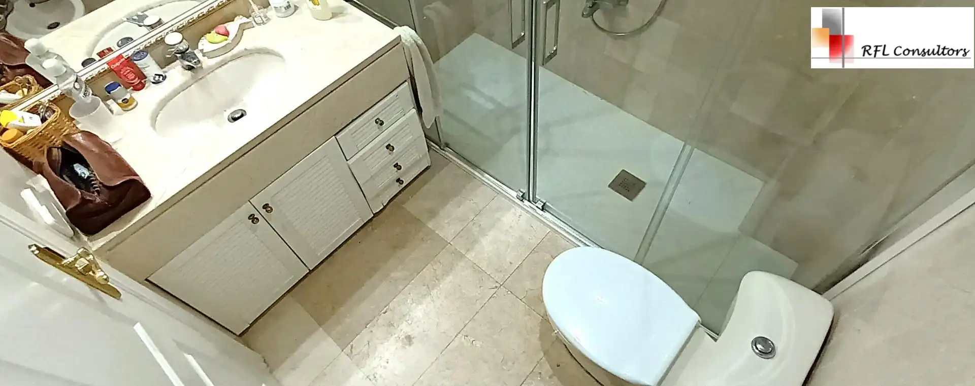 Badezimmer von Wohnungen zum Verkauf in Torreblanca mit Klimaanlage, Terrasse und Abstellraum