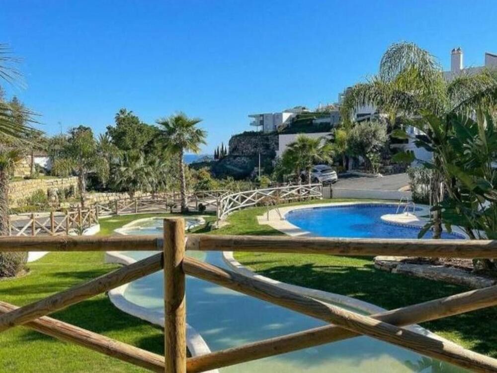 Garden of Apartment to rent in Estepona  with Air Conditioner, Terrace and Swimming Pool