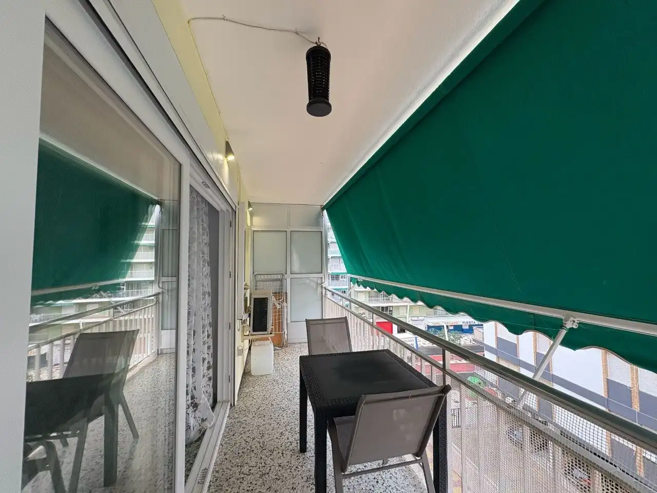 Terrasse von Wohnung zum Verkauf in Cullera mit Klimaanlage, Privatgarten und Terrasse
