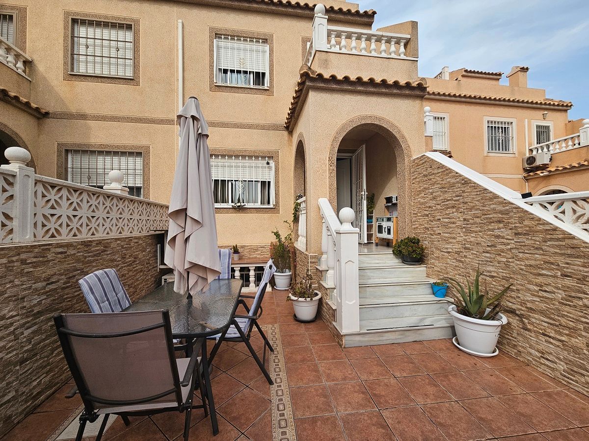 Terrace of House or chalet for sale in Santa Pola  with Air Conditioner, Private garden and Terrace